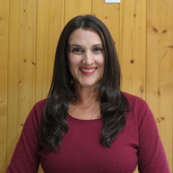 Meet your Posher, Heather - Picture 1 of 1